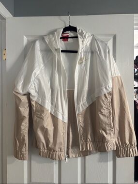 Nike Women’s White and Beige Bomber Windbreaker Jacket